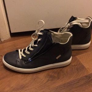 Ecco soft 7 high top